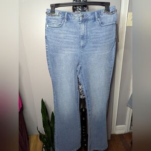 Classic Blue Women's Jeans KARL LAGERFELD w/ Chain Detail